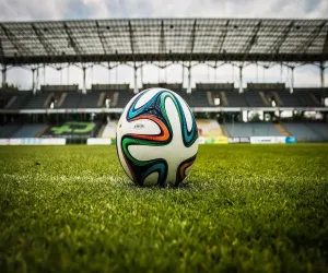 Cena siłowni na podłodze sportowej
